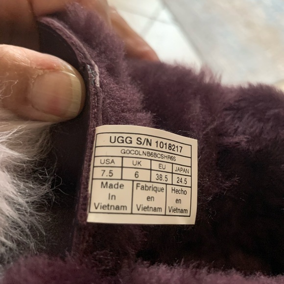 Ugg boots worn once 7.5 Woman - Picture 2 of 4